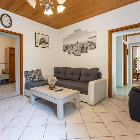House Sevgi Vikendica
