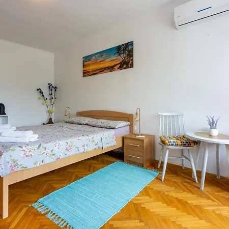 Vikendica House Sevgi